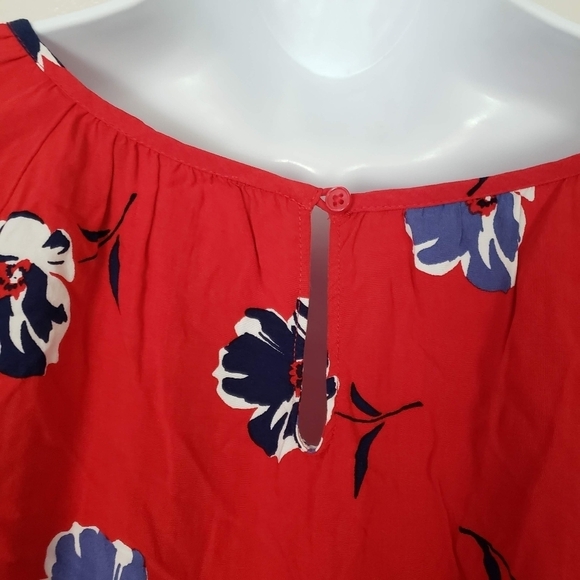 Banana Republic Medium Red Quarter Sleeve Blouse Blue & White Floral Top Keyhole - Picture 7 of 8